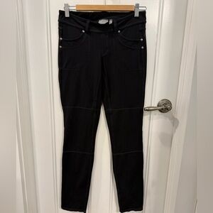Athleta Bettona black leggings/jeggings